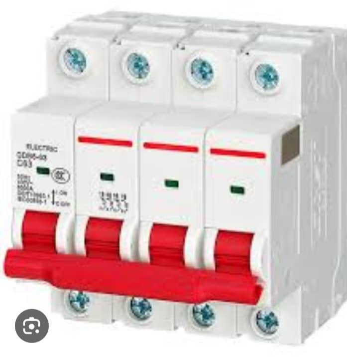 circuit breaker 4 poles